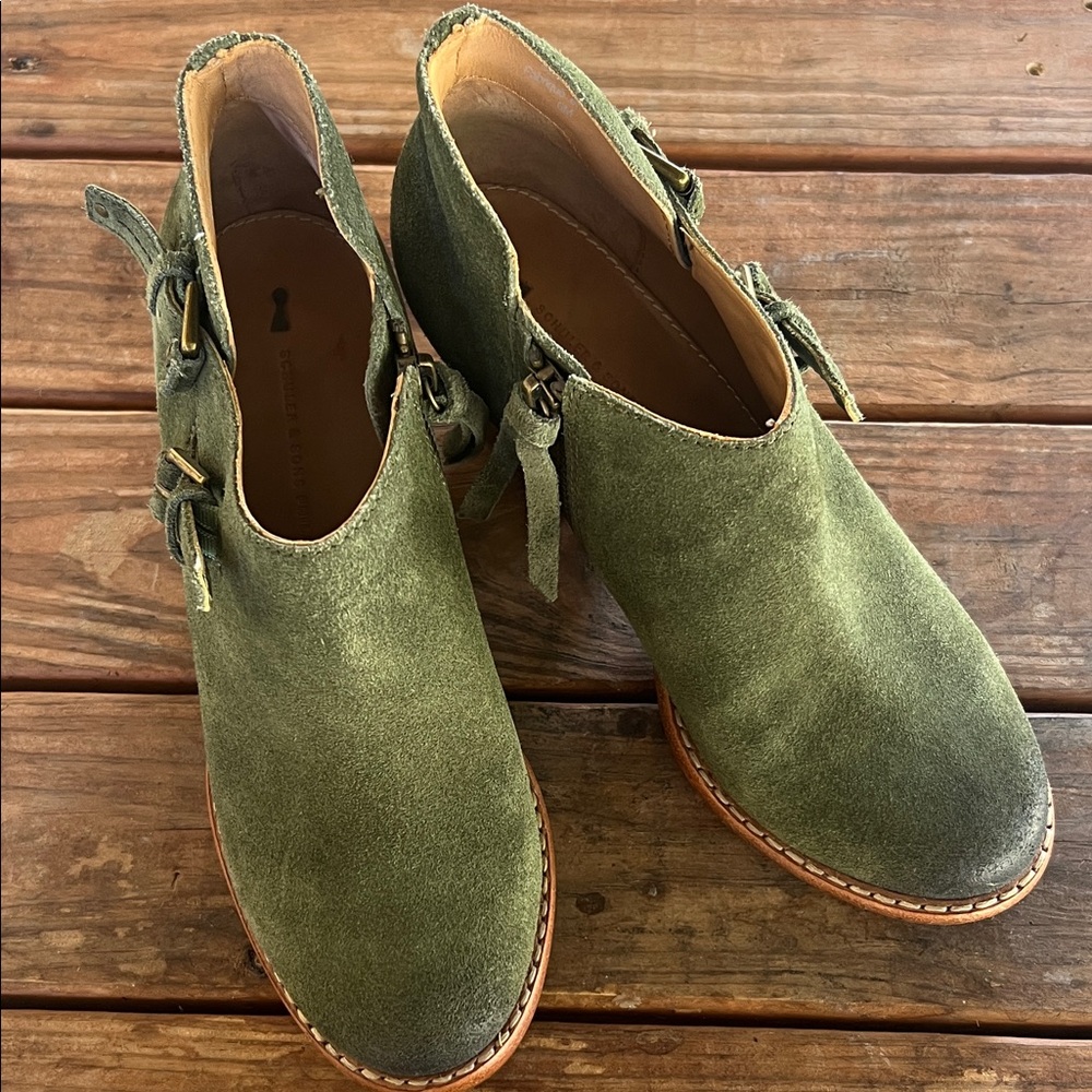 Schuler & Sons Philadelphia Green Suede Ankle Boots Size 6 EUC